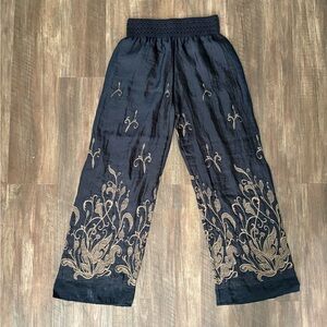 Lapis Textured Black and Gold Garment Pants No callouts